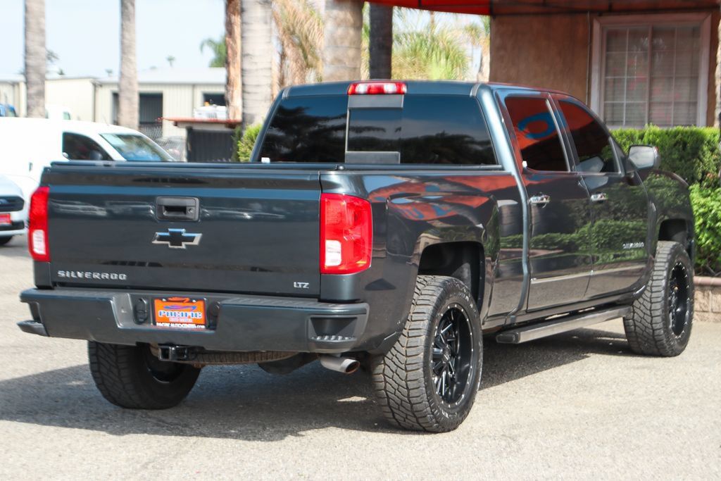 Used 2018 Chevrolet Silverado 1500 LTZ Z71 AWD/4WD image 10