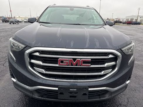 Used 2019 GMC Terrain SLT w/ Preferred Package FWD image 2