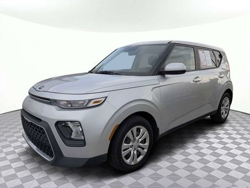 Used 2021 Kia Soul LX FWD image 5