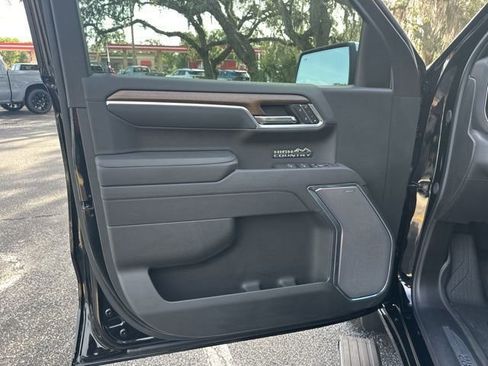 New 2025 Chevrolet Silverado 1500 High Country image 11