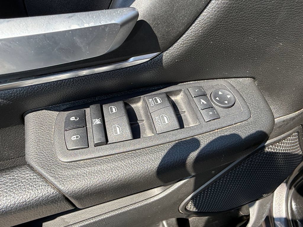 Used 2024 RAM 1500 Big Horn AWD/4WD image 24