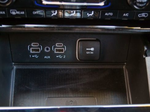 Used 2023 Jeep Grand Cherokee L Laredo AWD/4WD image 23
