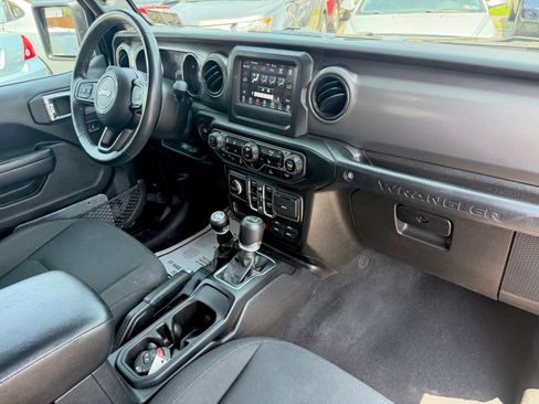 Used 2023 Jeep Wrangler Unlimited w/ Cold Weather Group AWD/4WD image 53