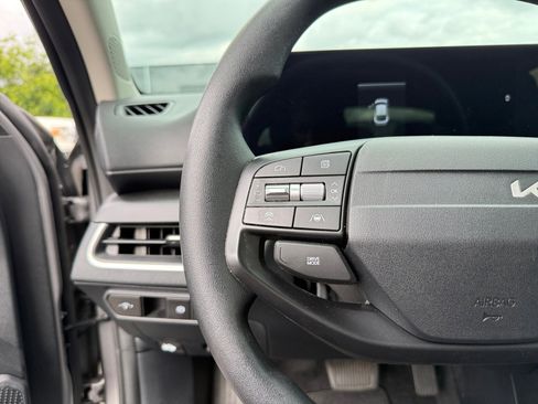 Used 2025 Kia K4 FWD image 18