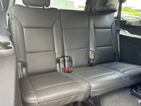 Used 2023 Chevrolet Tahoe High Country AWD/4WD image 17
