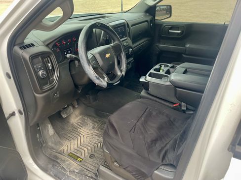 Used 2022 Chevrolet Silverado 1500 Custom RWD image 10