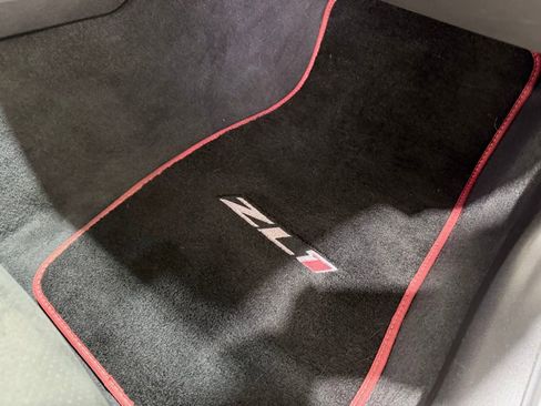 Used 2018 Chevrolet Camaro ZL1 RWD image 24