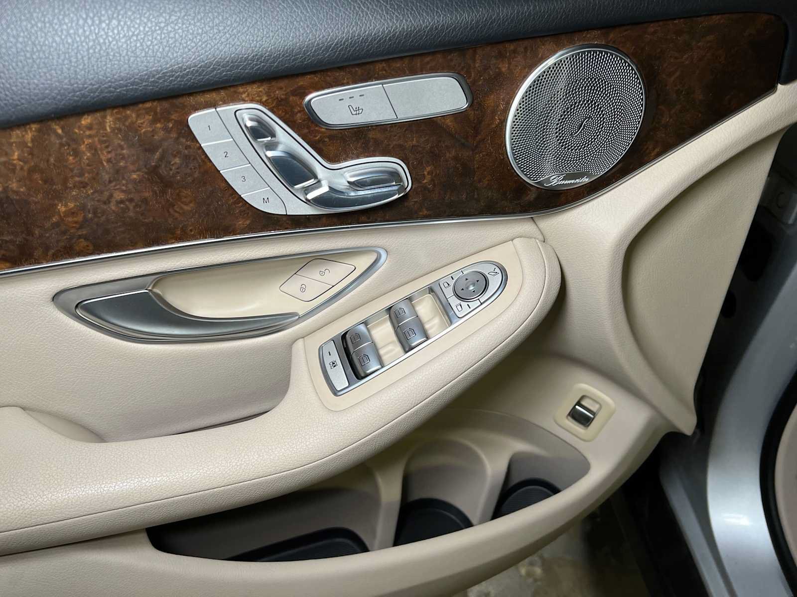 Certified 2018 Mercedes-Benz GLC 300 4MATIC image 23