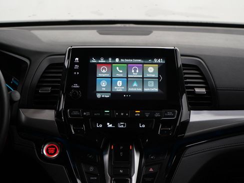 Used 2023 Honda Odyssey Touring image 16