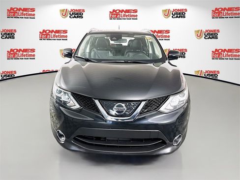 Used 2018 Nissan Rogue Sport SL w/ SL Premium Package image 13