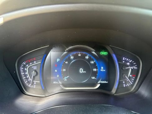 Used 2019 Hyundai Santa Fe SEL FWD image 17