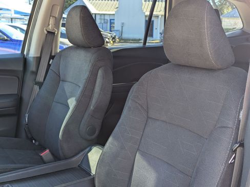 Used 2021 Honda Pilot EX image 13