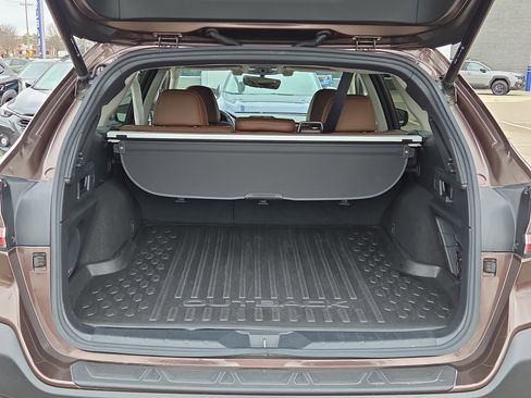 Used 2021 Subaru Outback Touring XT image 14