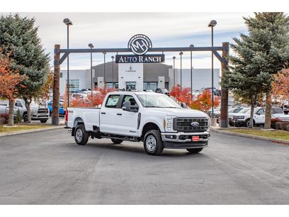New 2026 Ford F350 XL w/ FX4 Off-Road Package