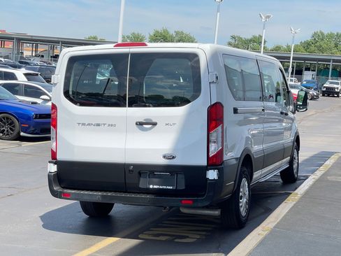 Used 2022 Ford Transit 350 XLT RWD image 3