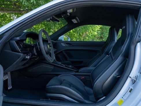 Certified 2026 Porsche 911 GT3 RWD image 25