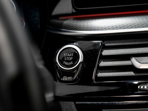 Used 2023 BMW M550i xDrive image 20