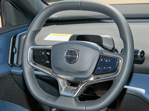 New 2026 Volvo EX30 Plus AWD/4WD image 24