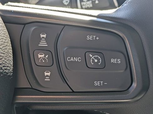 New 2025 Jeep Gladiator Sport image 22