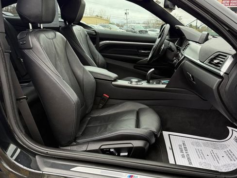 Used 2020 BMW 430i xDrive Coupe w/ M Sport Package image 18
