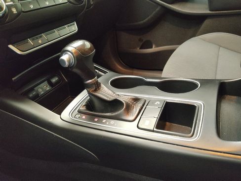 Used 2016 Kia Sorento LX w/ LX Convenience Package image 26