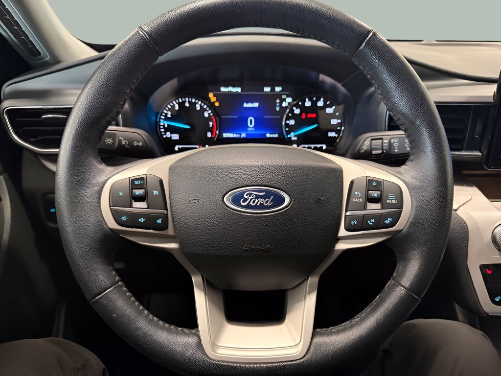 Used 2023 Ford Explorer XLT w/ Equipment Group 202A AWD/4WD image 20