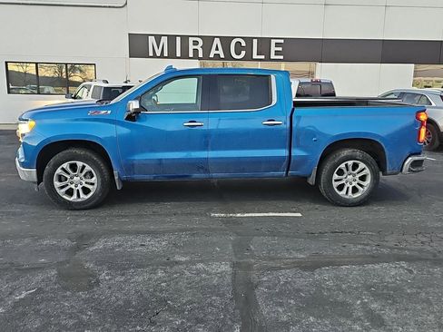 Used 2022 Chevrolet Silverado 1500 LTZ w/ LTZ Premium Package image 2