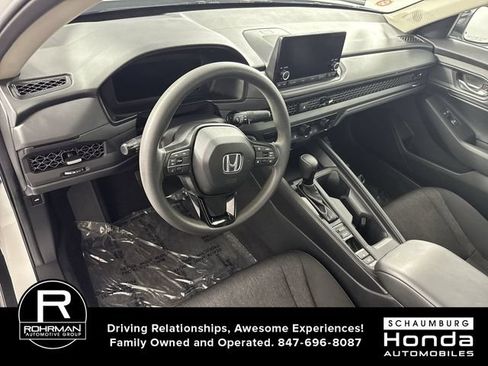 Certified 2025 Honda Accord SE image 25