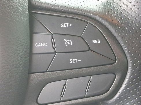 Used 2022 Dodge Challenger R/T Scat Pack image 21