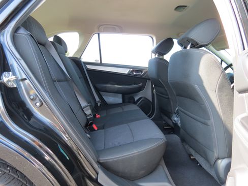 Used 2018 Subaru Outback 2.5i Premium image 30