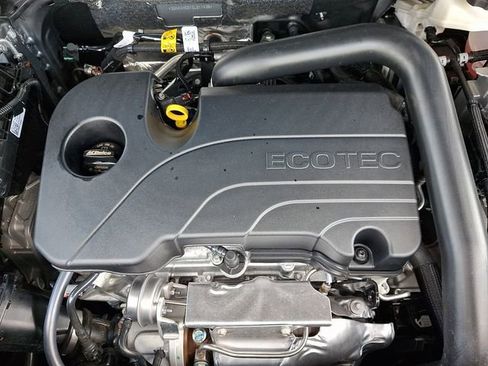 Used 2026 Chevrolet Equinox LT FWD image 28
