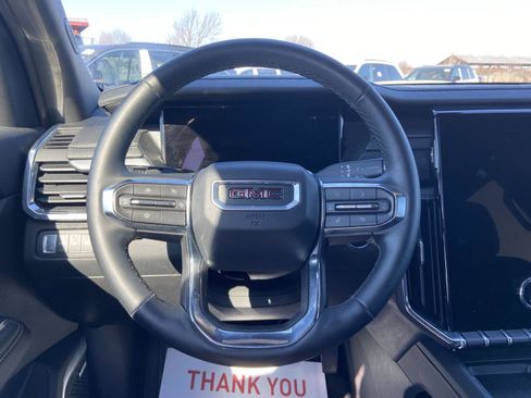 Used 2025 GMC Acadia Elevation image 40