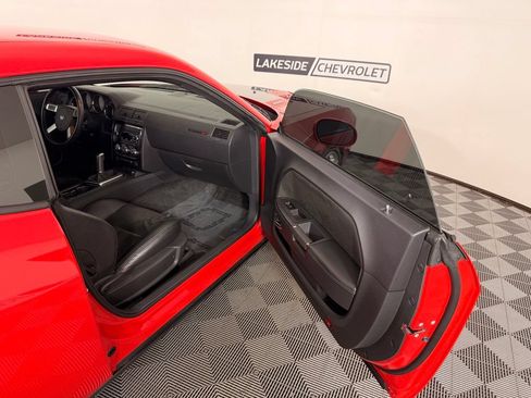 Used 2009 Dodge Challenger SRT8 w/ SRT Option Group II RWD image 24