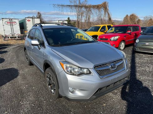 Used 2014 Subaru Crosstrek 2.0i Limited w/ Popular Package #2 image 5
