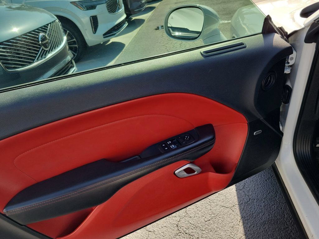 Used 2019 Dodge Challenger GT w/ Plus Package RWD image 14