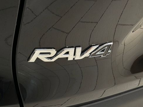 Used 2024 Toyota RAV4 LE image 28