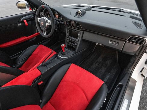 Used 2011 Porsche 911 GT3 RS 4.0 image 19