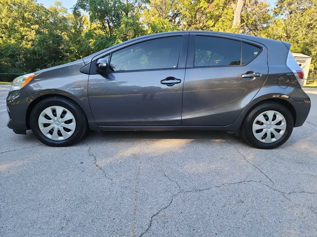 Used 2014 Toyota Prius C Two FWD image 6