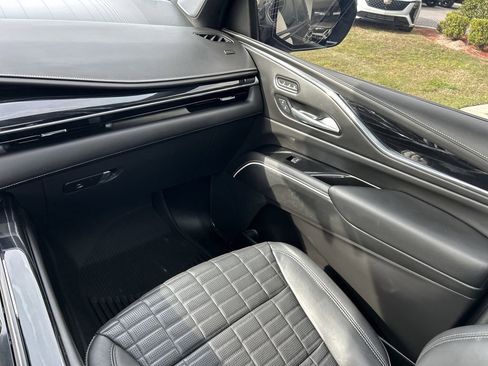 Certified 2024 Cadillac Escalade V w/ LPO, ONYX Package image 16