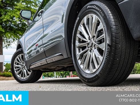 Used 2025 Cadillac XT4 Premium Luxury FWD image 16