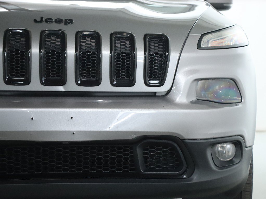 Used 2016 Jeep Cherokee High Altitude w/ Luxury Group AWD/4WD image 7