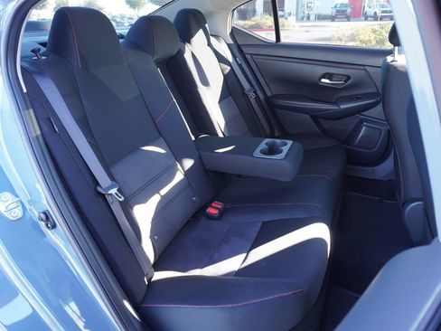 Certified 2025 Nissan Sentra SR image 9