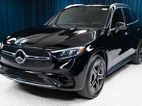 Certified 2026 Mercedes-Benz GLC 300 4MATIC image 1