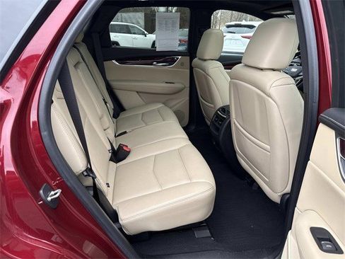 Used 2018 Cadillac XT5 Premium Luxury image 11