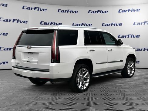 Used 2019 Cadillac Escalade Luxury image 6