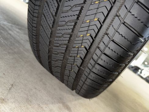 Certified 2025 BMW X6 xDrive40i image 37