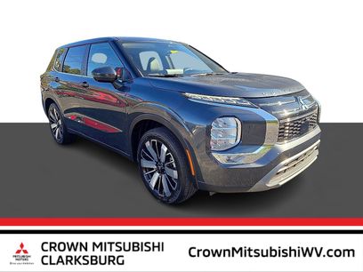 New 2025 Mitsubishi Outlander SE