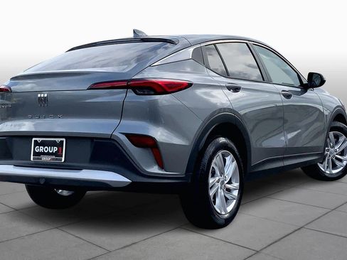 Used 2025 Buick Envista Preferred image 13