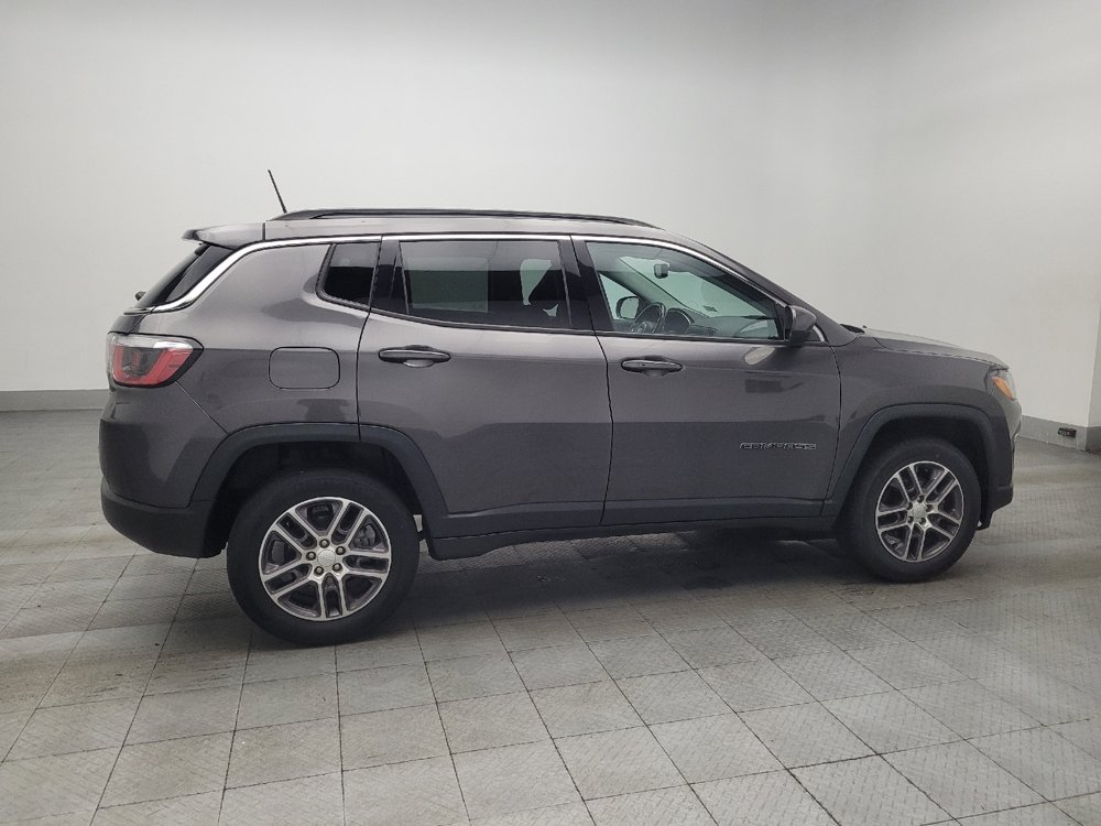 Used 2020 Jeep Compass Latitude AWD/4WD image 10