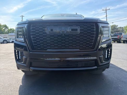 Used 2021 GMC Yukon Denali w/ Denali Premium Package AWD/4WD image 26